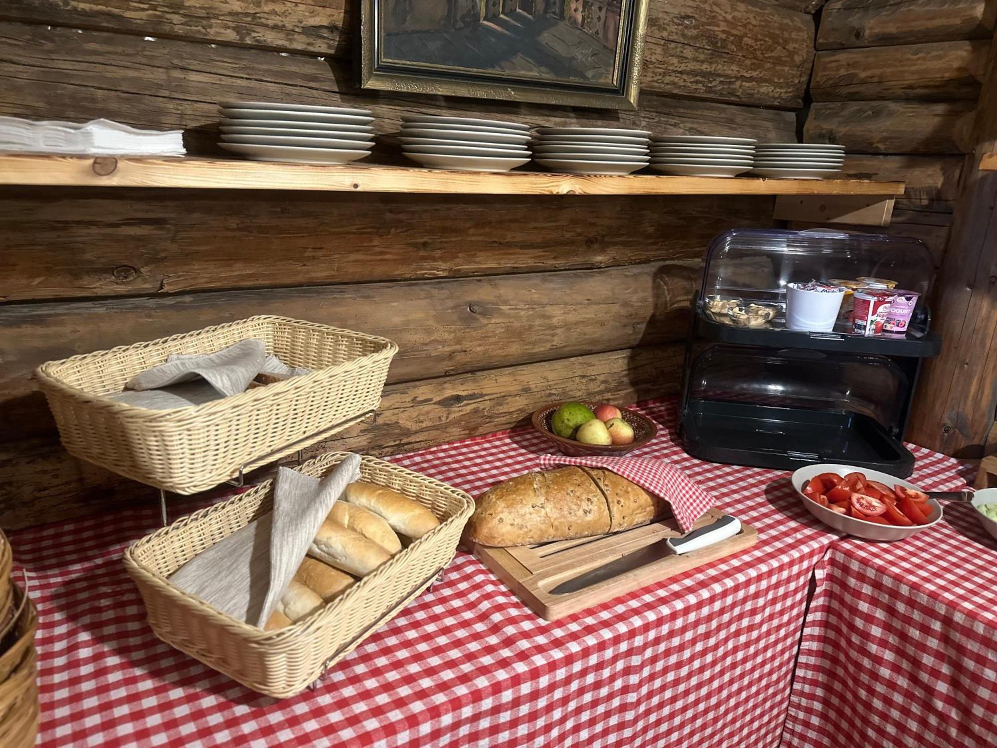 Gazdovsky Dvor B&B S Mini Wellness Bešeňová Eksteriør billede