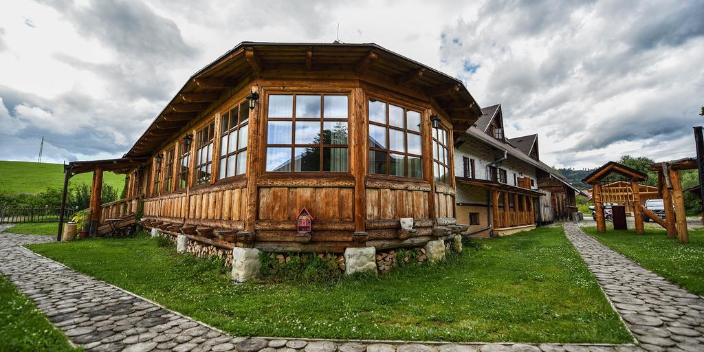 Gazdovsky Dvor B&B S Mini Wellness Bešeňová Eksteriør billede